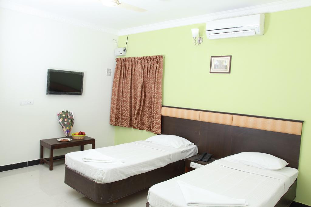 Hotel Jeyam Residency, Kumbakonam Esterno foto