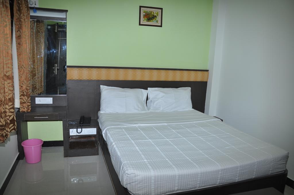 Hotel Jeyam Residency, Kumbakonam Esterno foto